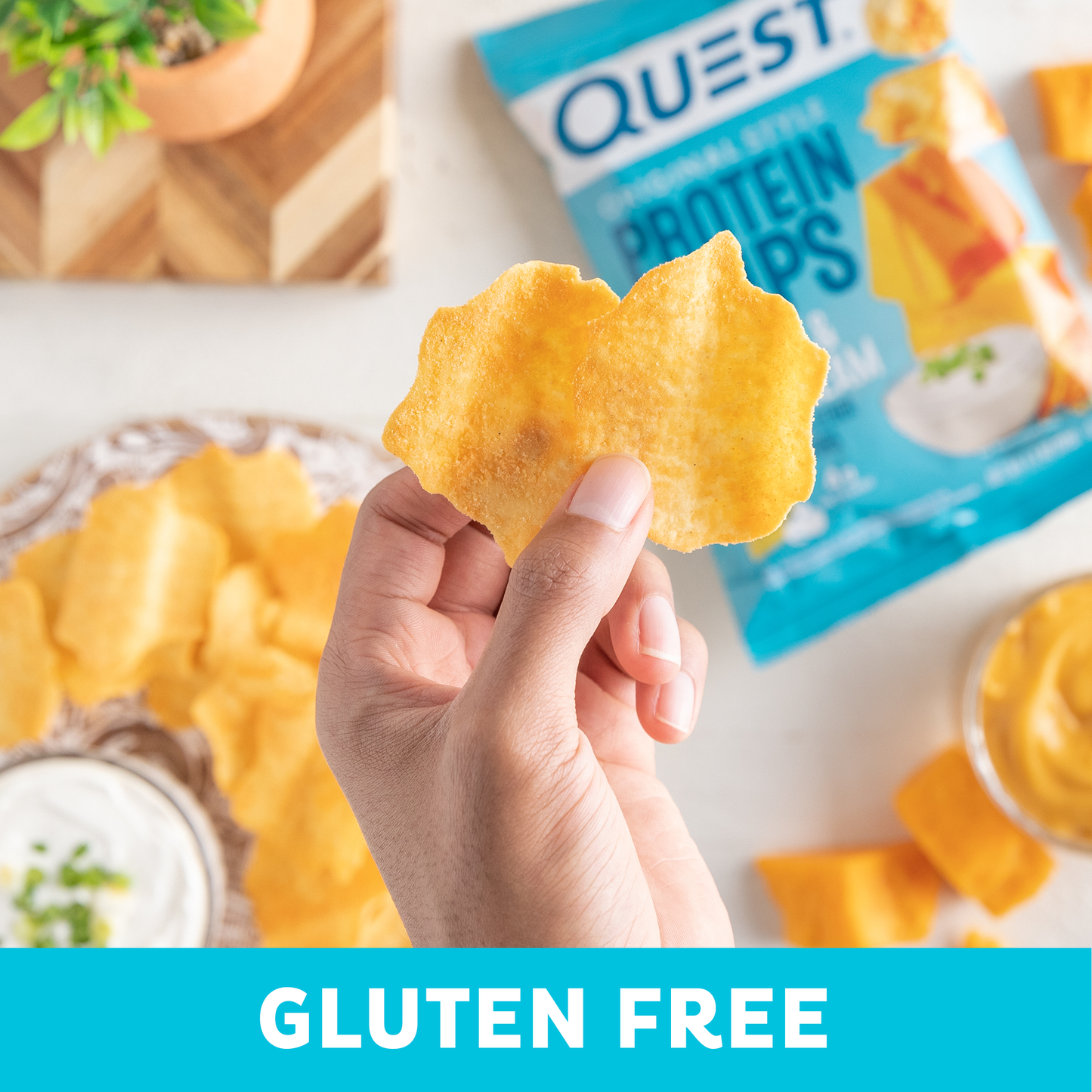 cheddar-and-sour-cream-original-style-protein-chips-a7 qst-000296_cheddar-_-sour-cream-original-style-protein-chips_7.2.png