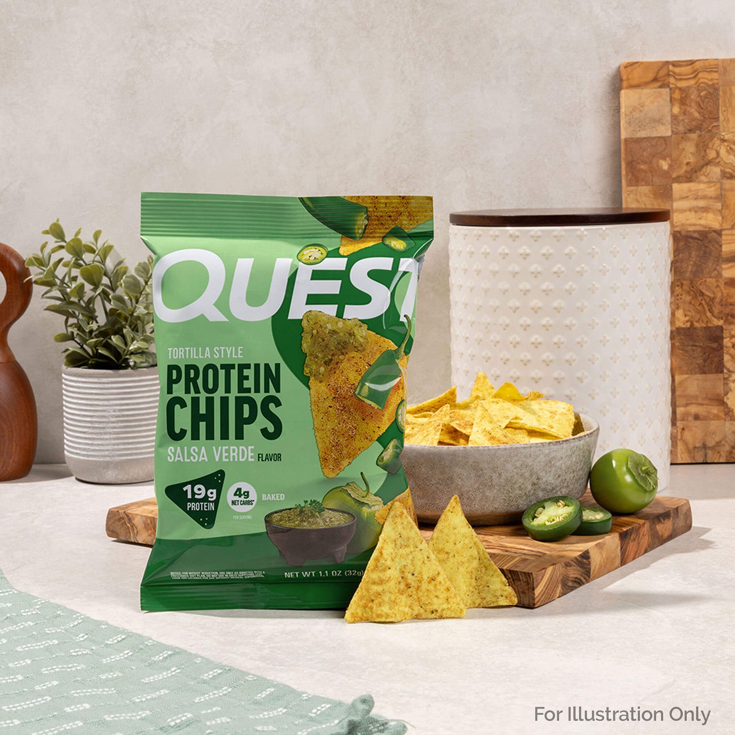 salsa-verde-tortilla-style-protein-chips-q8 qst-016419-salsa-verde-tortilla-style-protein-chips_5.jpg